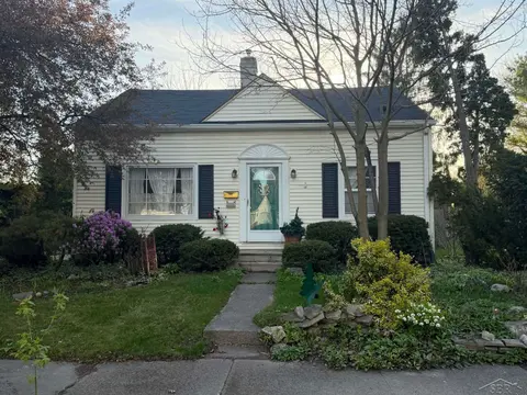 305 S Cornell Street, Bay City MI 48708 photo 1