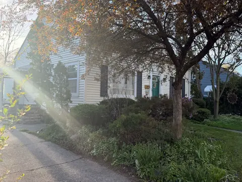 305 S Cornell Street, Bay City MI 48708 photo 2