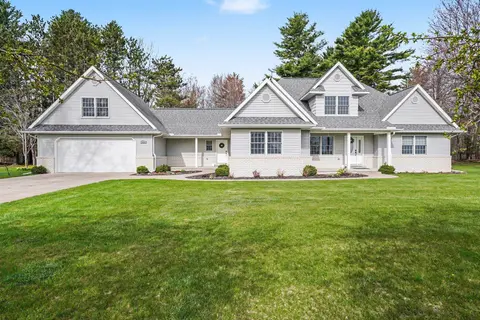 5605 N Shore Road, Pinconning MI 48650 photo 2