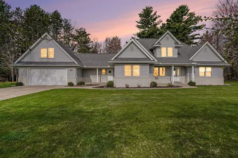 5605 N Shore Road, Pinconning MI 48650 photo 4