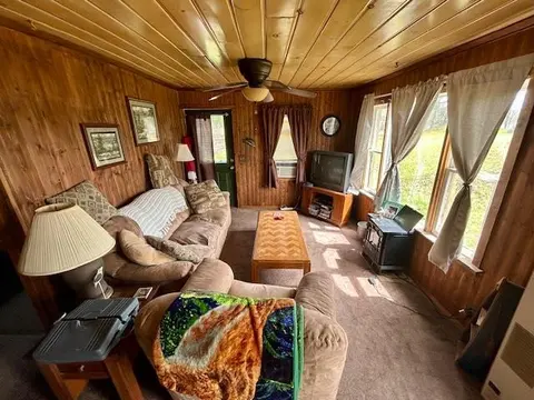 5641 Lakeside Drive, Gladwin MI 48624 photo 3