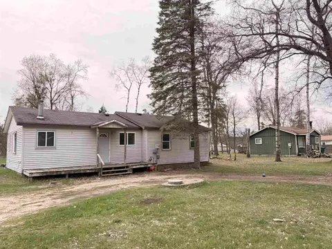 Auburn listing photo 2