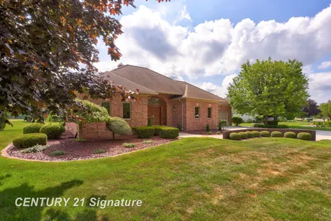 43 Sawmill Creek Trail, Saginaw MI 48603 photo 3