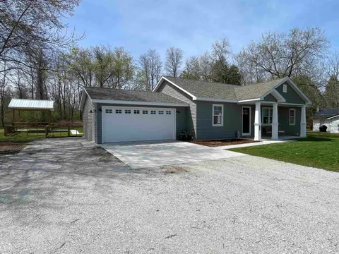7048 Sylvia Drive, Lexington MI 48450 photo 4