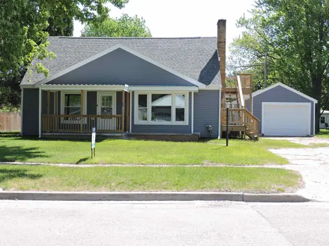 119 S Almont Street, Standish MI 48658 photo 3