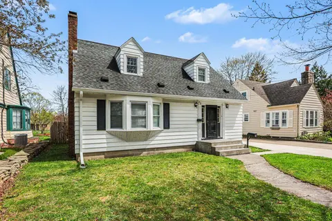 310 Green Avenue, Bay City MI 48708 photo 2