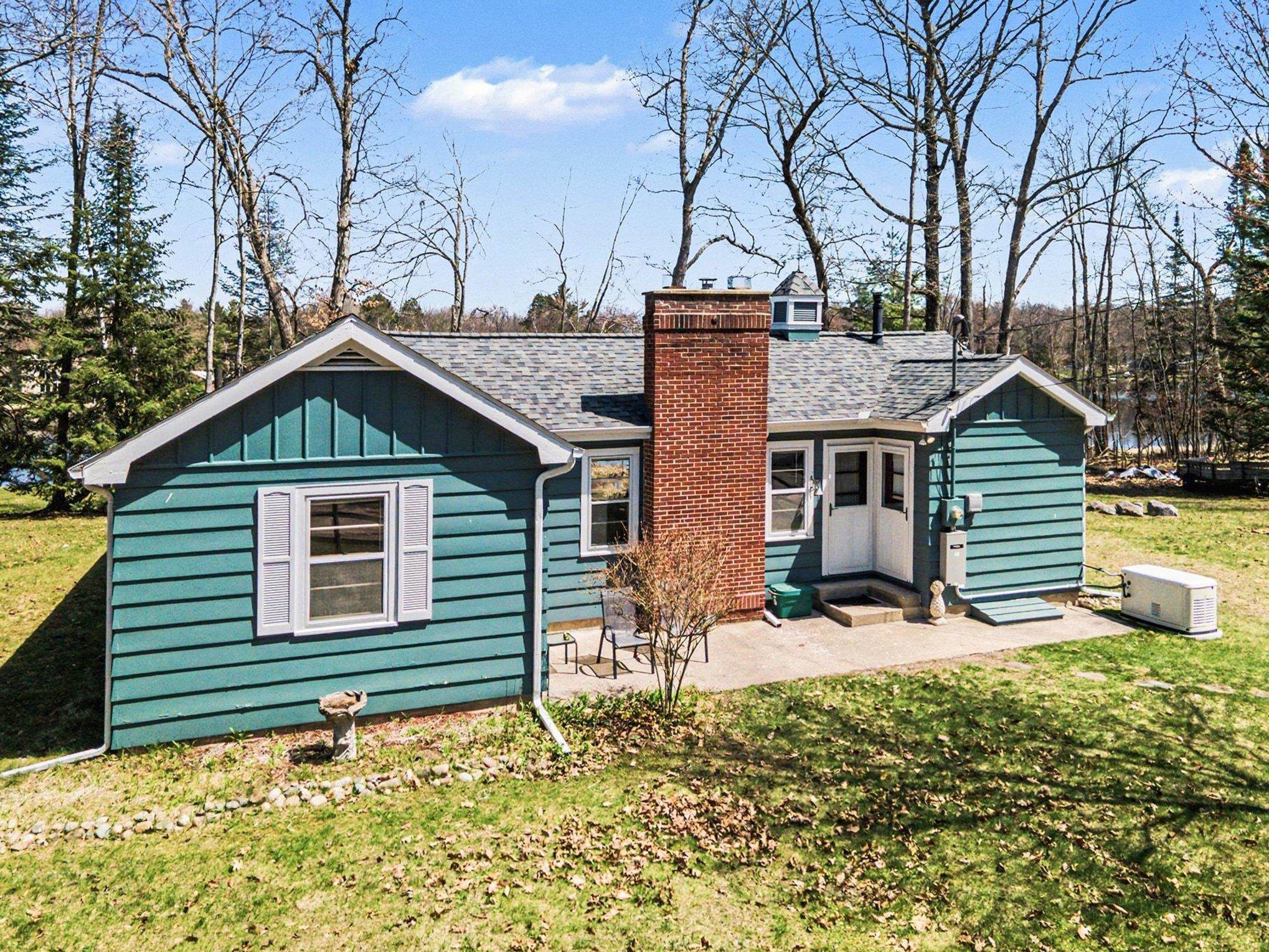 6408 Sylvan Drive, Gladwin MI 48624 photo 1