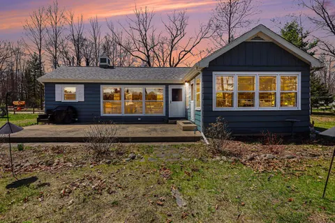 6408 Sylvan Drive, Gladwin MI 48624 photo 4