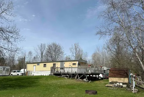767 Hilo Road, Gladwin MI 48624 photo 2