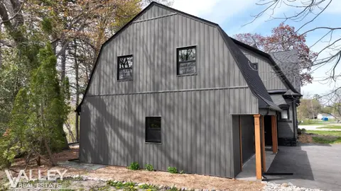 175 W Washington Street, Freeland MI 48623 photo 5