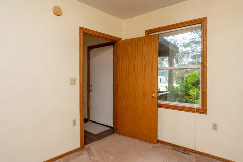4370 N Eastman Road, Midland MI 48642 photo 3