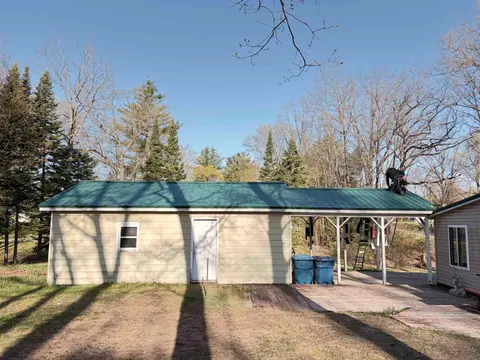 6862 Railroad Road, Harrison MI 48625 photo 3