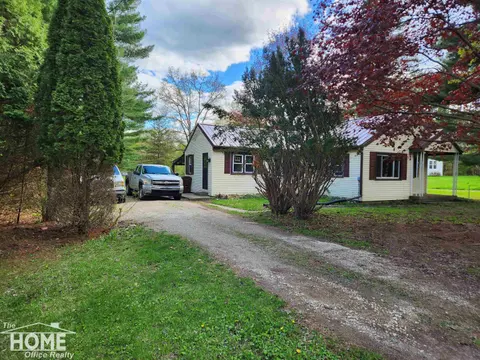7405 W Lansing Road, Shaftsburg MI 48872 photo 1