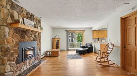 3323 Lakeside Drive, Sanford MI 48657 photo 4