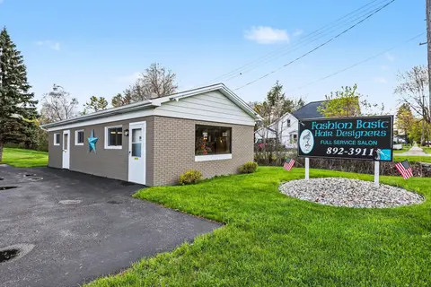 1383 W Hampton Road, Essexville MI 48732 photo 1