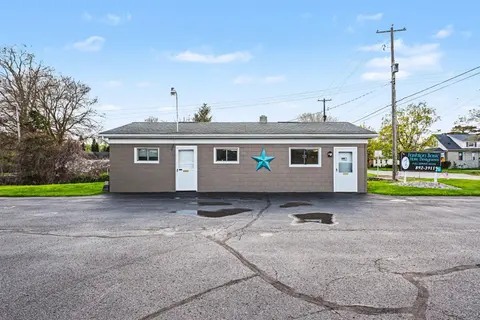 1383 W Hampton Road, Essexville MI 48732 photo 2