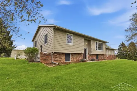 4469 E Millbrook Road, Mount Pleasant MI 48858 photo 1