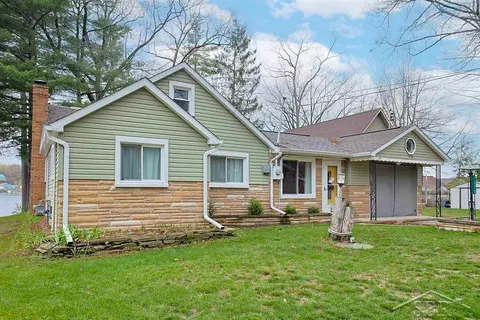 1320 Hillcrest Drive, Lake MI 48632 photo 2