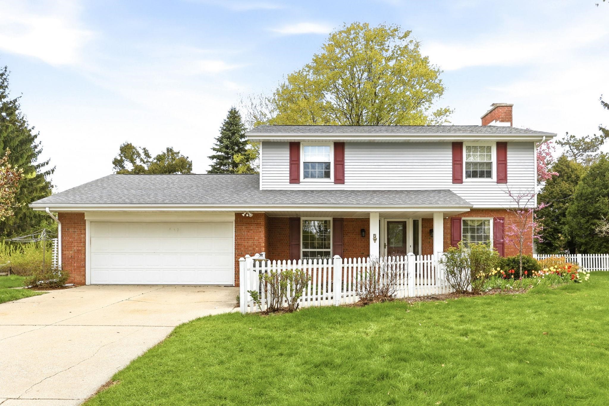 5 Mary Lane Court, Frankenmuth MI 48734 photo 1
