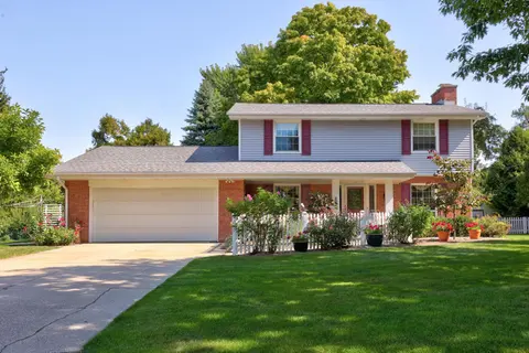 5 Mary Lane Court, Frankenmuth MI 48734 photo 2