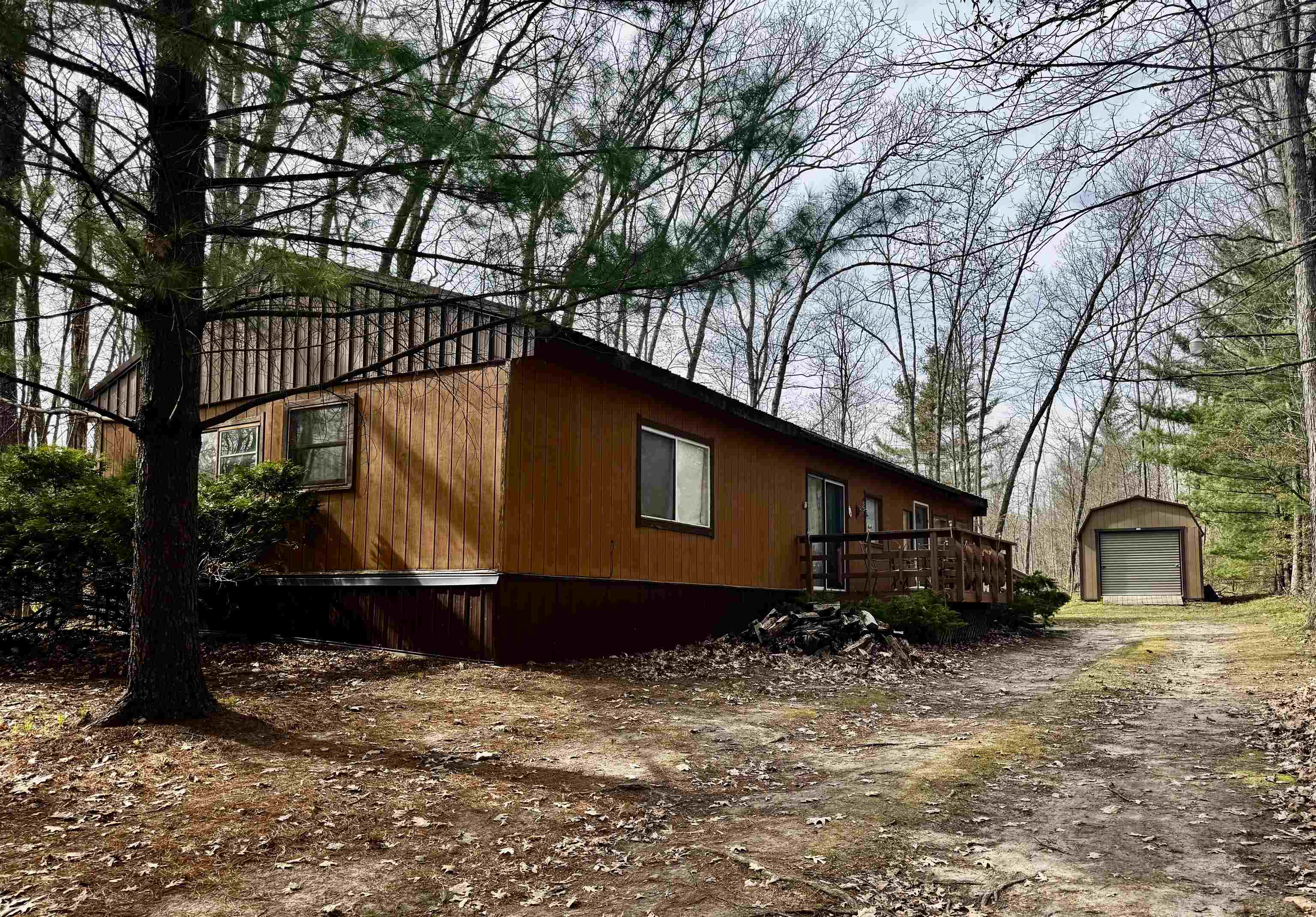 2691 Ridge Road, Harrison MI 48625 photo 1