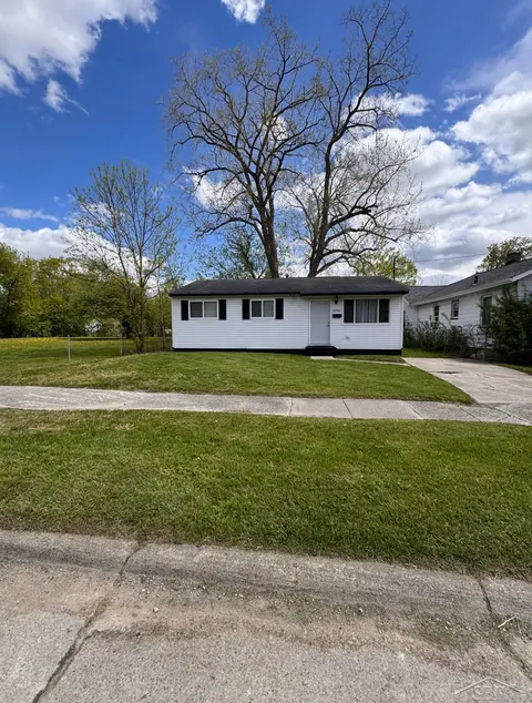 3256 Parkwood Avenue, Saginaw MI 48601 photo 2