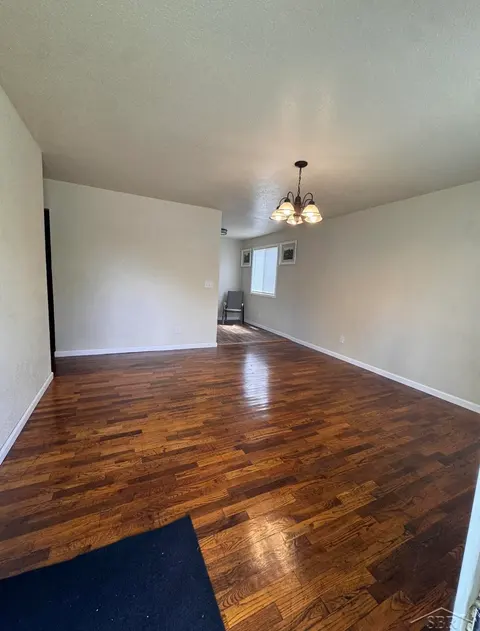 3256 Parkwood Avenue, Saginaw MI 48601 photo 3