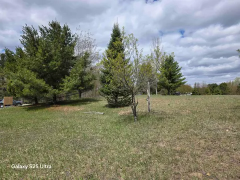 4876 Westchester Drive, Gladwin MI 48624 photo 5