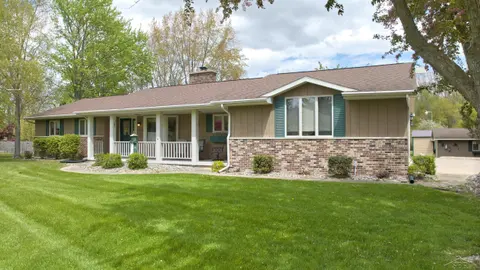 5220 N River Road, Freeland MI 48623 photo 1