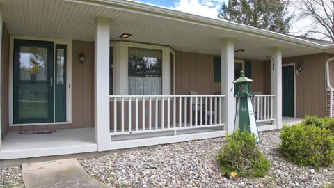 5220 N River Road, Freeland MI 48623 photo 3