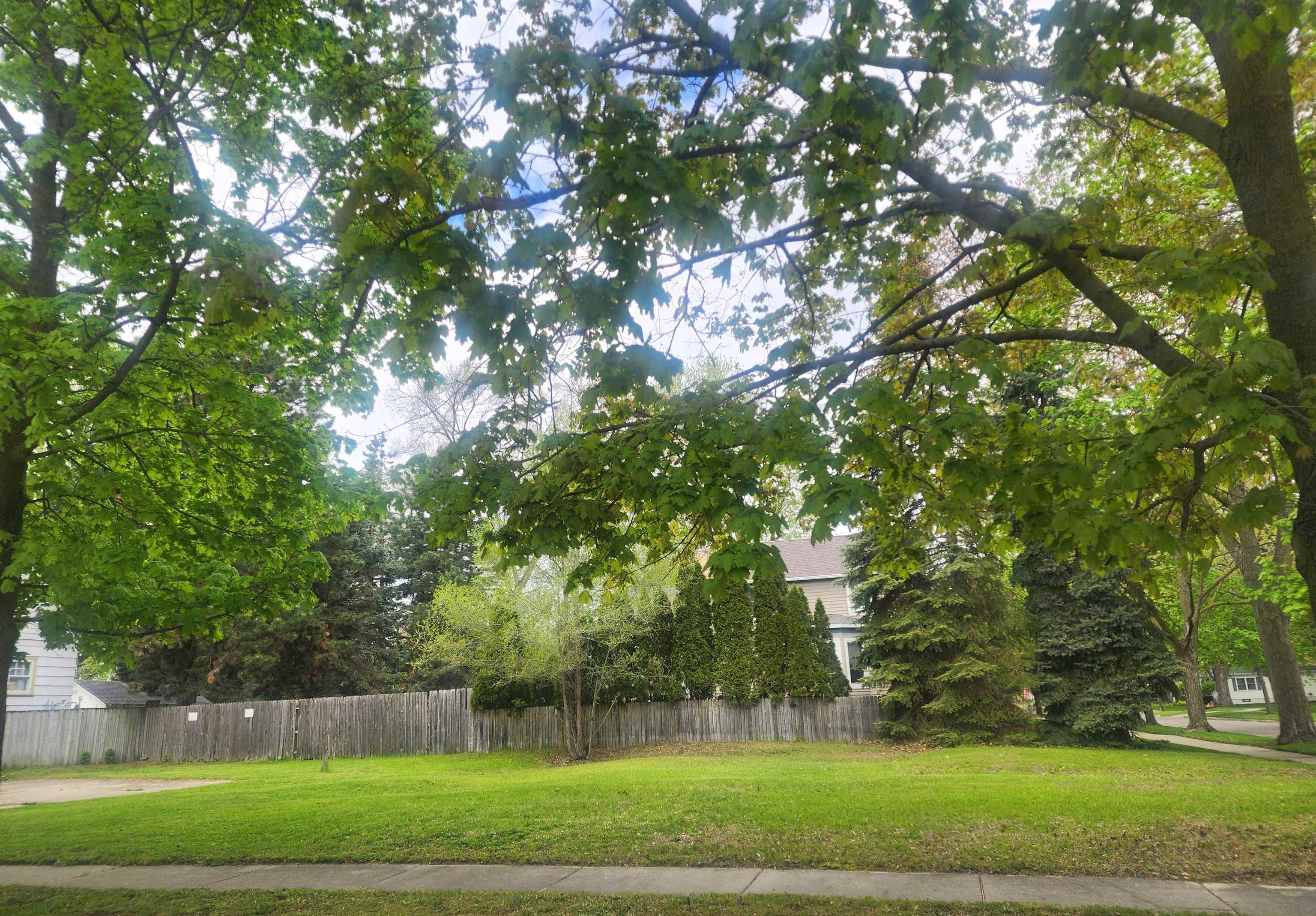 1110 Mercer Street, Essexville MI 48732 photo 1