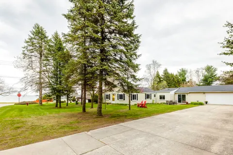 7672 Schroeder Road, Lexington MI 48450 photo 2