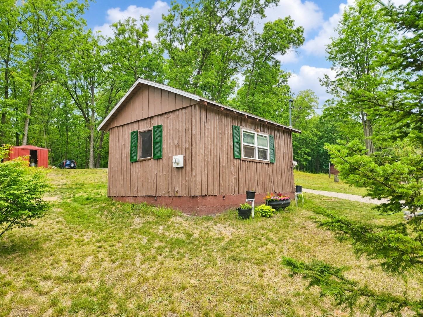 303 N Beverly Drive, Harrison MI 48625 photo 1