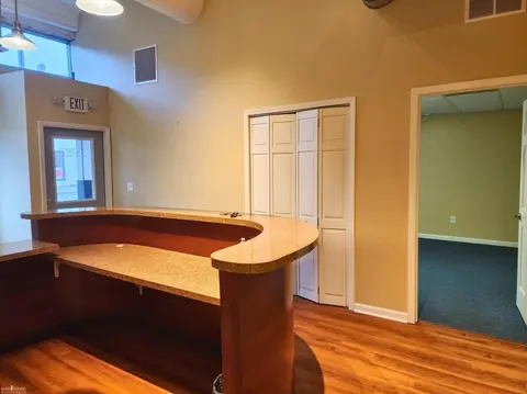 209 N Ball Street, Owosso MI 48867 photo 3