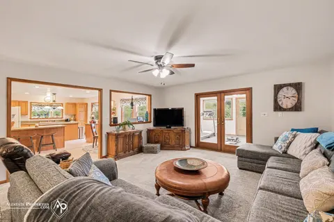 12301 S New Lothrop Road, Byron MI 48418 photo 3