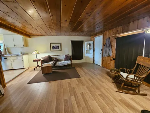 6644 Carpenter Road, Harrison MI 48625 photo 4