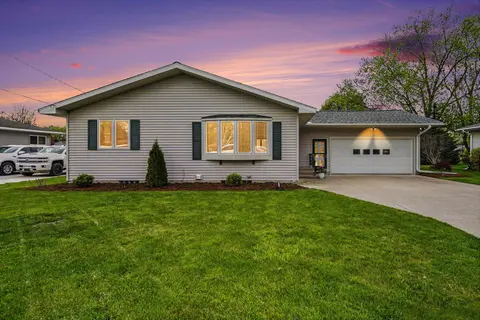 310 S Lincoln Road, Bay City MI 48708 photo 2