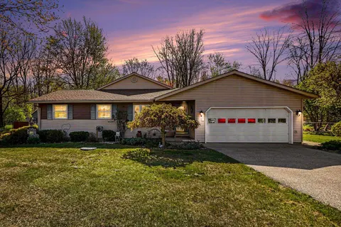 1720 N Huron Road, Pinconning MI 48650 photo 1