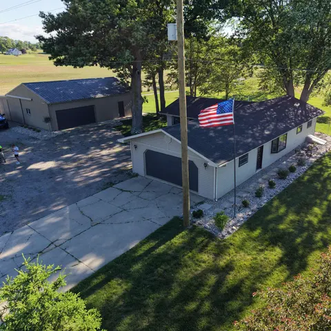 11717 N Whiteville Road, Farwell MI 48622 photo 1