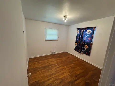 4015 Hess Avenue, Saginaw MI 48601 photo 3