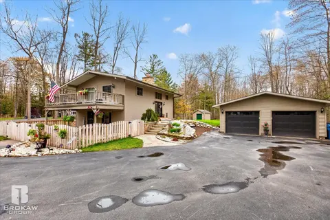 3596 E Jane Drive, Midland MI 48642 photo 5