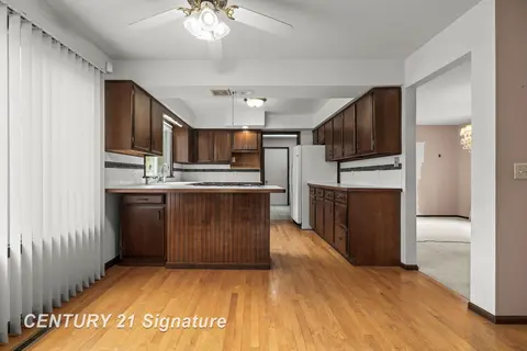 5813 Sturgeon Avenue, Midland MI 48640 photo 4
