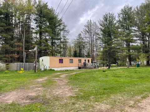 5360 Evarts Drive, Lake George MI 48633 photo 2