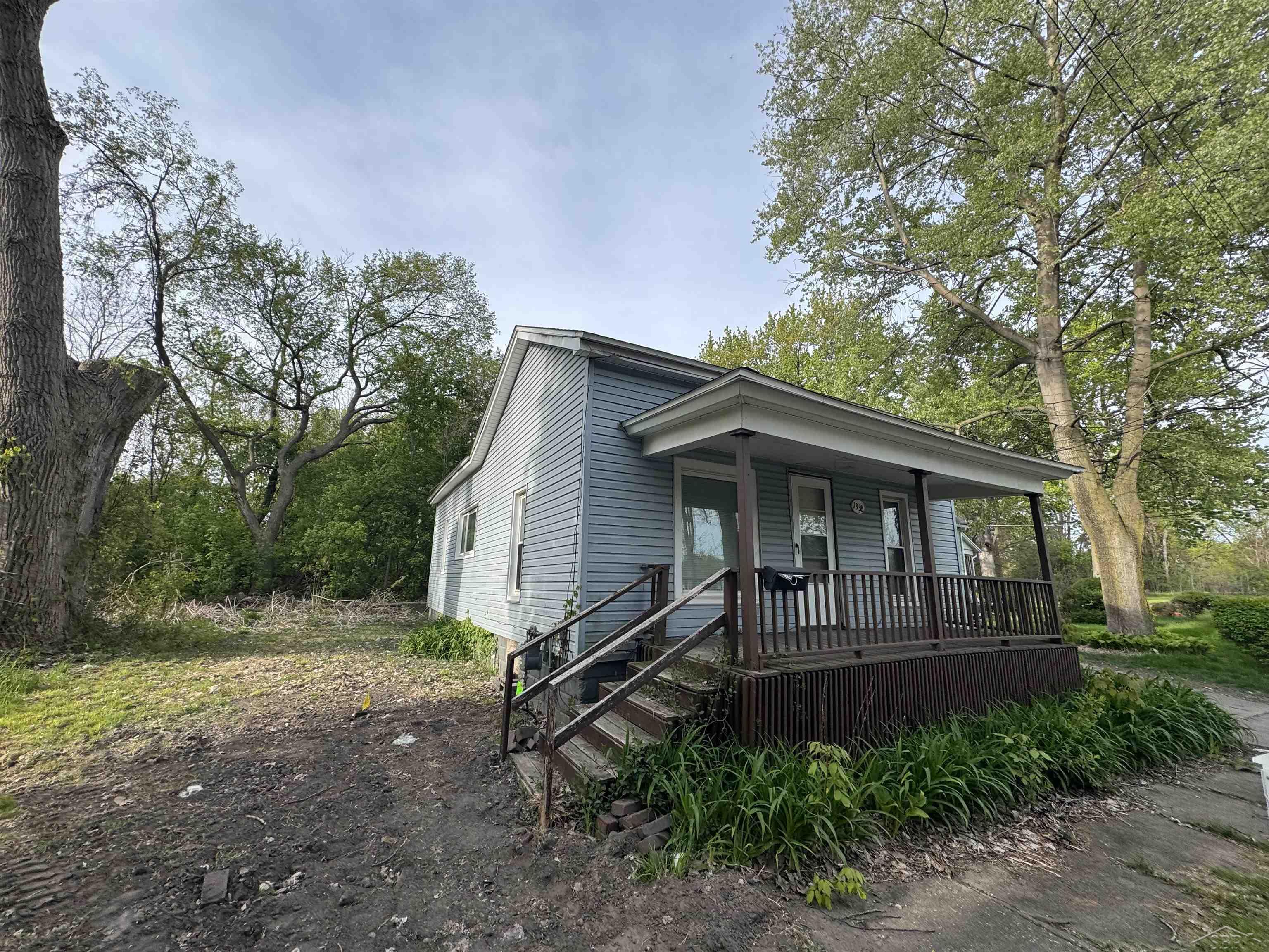 1338 Sears Street, Saginaw MI 48601 photo 1