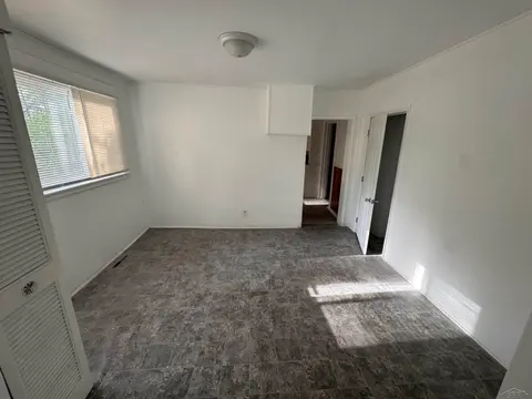 1338 Sears Street, Saginaw MI 48601 photo 3