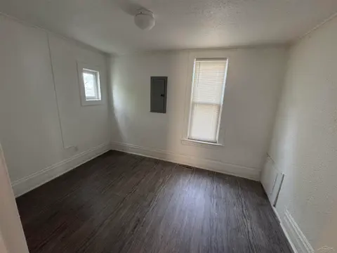 1338 Sears Street, Saginaw MI 48601 photo 4