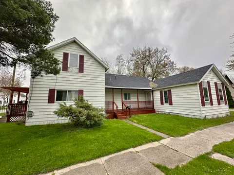 400 S Kiesel Street, Bay City MI 48706 photo 1