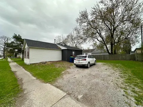 400 S Kiesel Street, Bay City MI 48706 photo 3