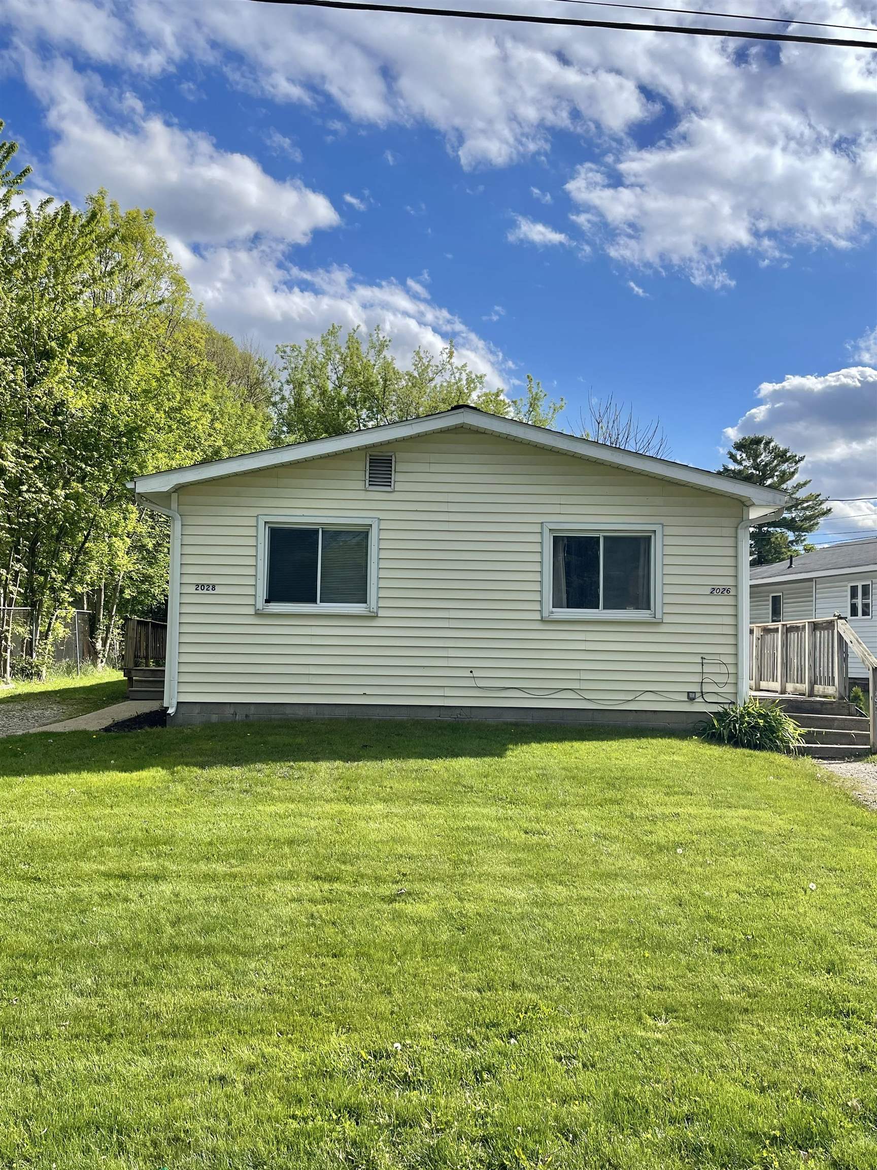 2026 James Avenue, Owosso MI 48867 photo 1