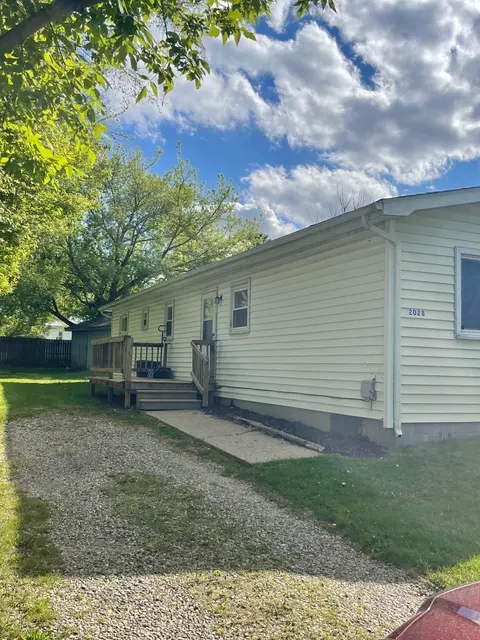 2026 James Avenue, Owosso MI 48867 photo 2